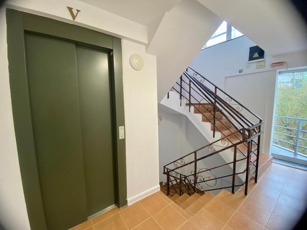 Kpm Downtown Apartments Βουκουρέστι Εξωτερικό φωτογραφία